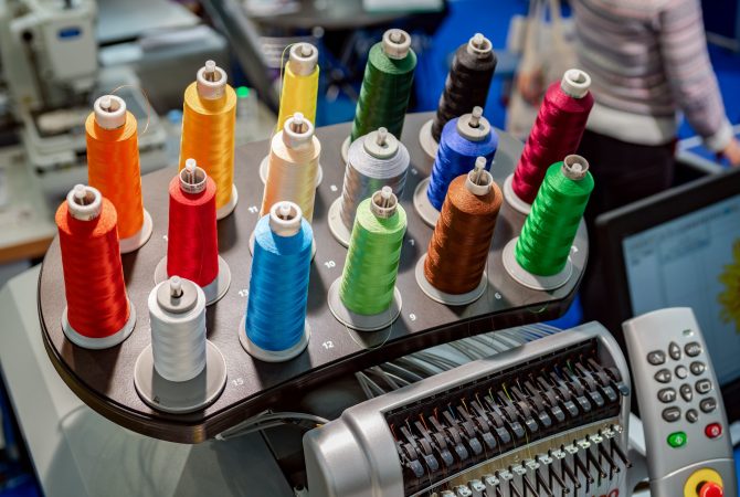automatic-industrial-sewing-machine-for-stitch-by-digital-patter